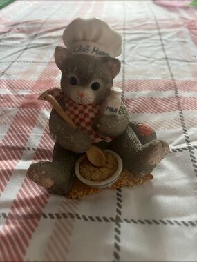 Cherished Teddies Gray and Pink Cat Figurine Base